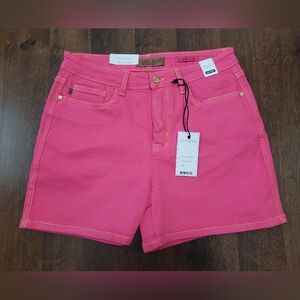 Judy Blue Magenta Shorts Size Large NWT